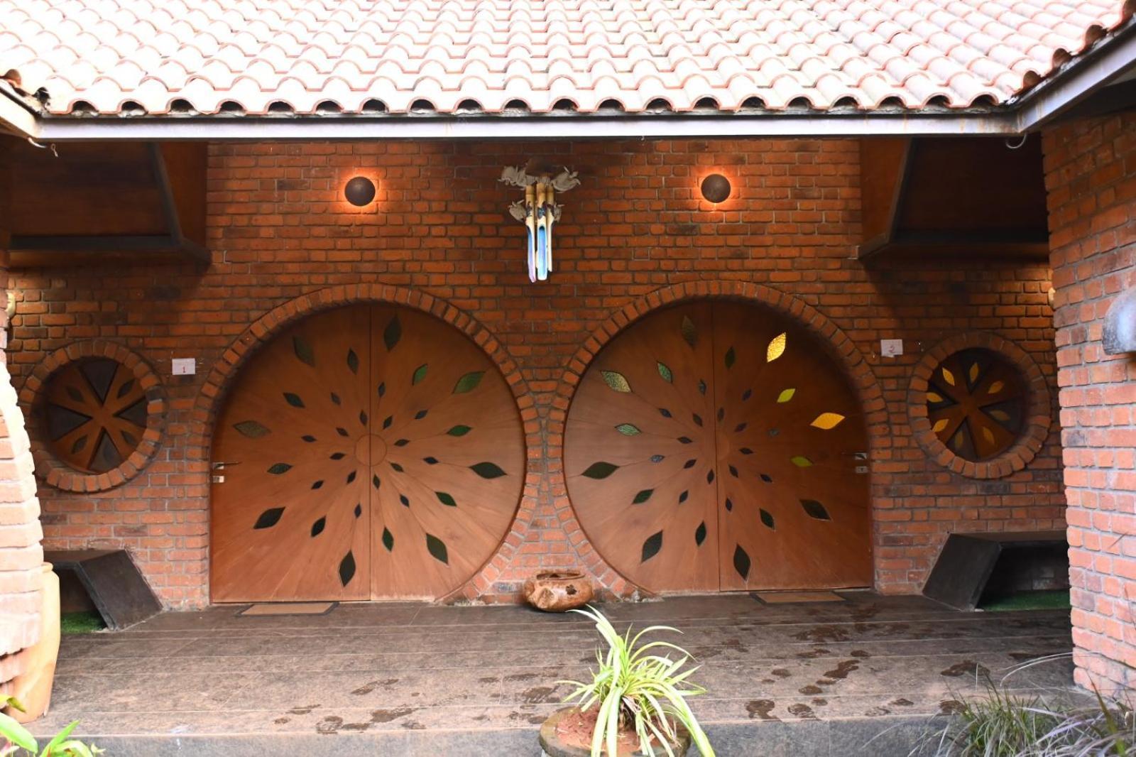 Bamboo And Bricks Resort Welhe Екстер'єр фото