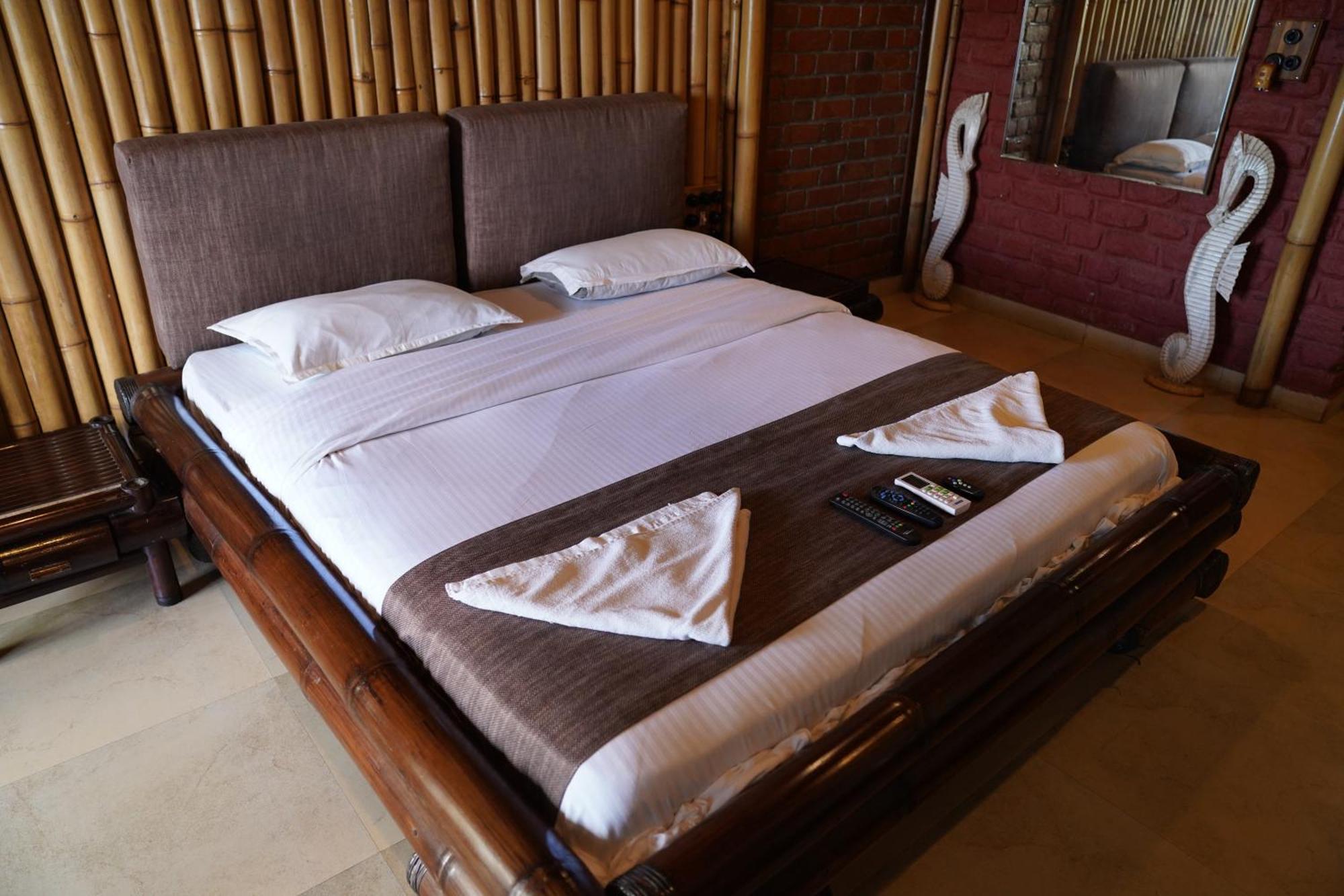 Bamboo And Bricks Resort Welhe Екстер'єр фото