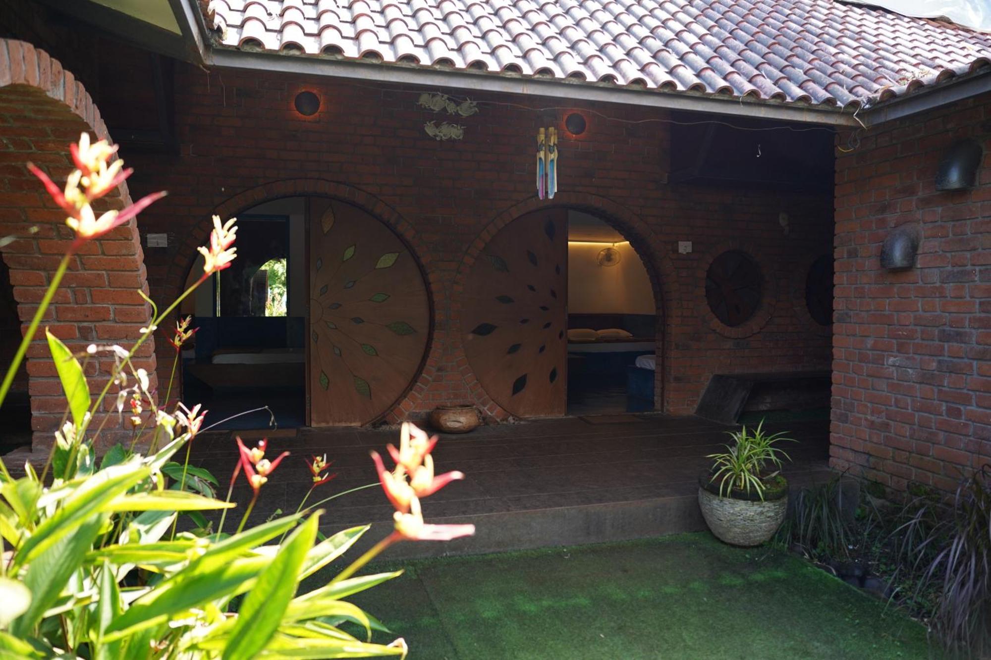 Bamboo And Bricks Resort Welhe Екстер'єр фото